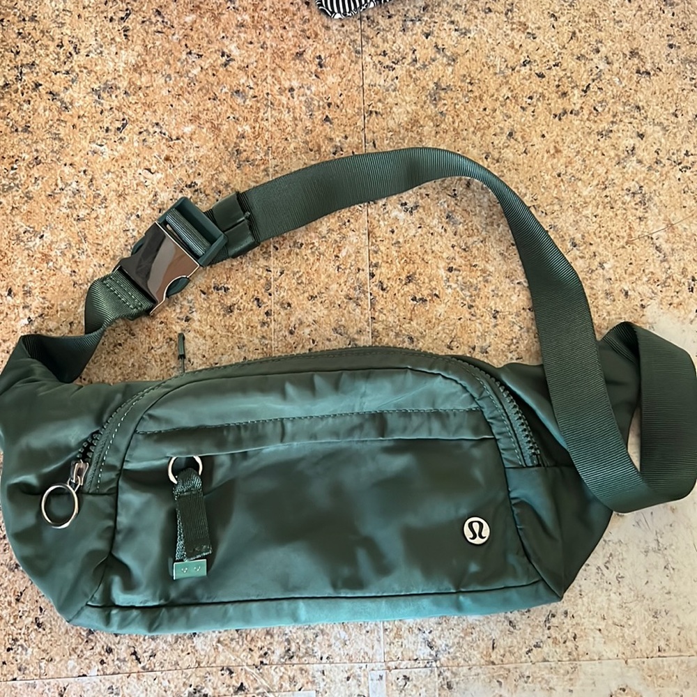 RARE Lululemon On The Beat Belt Bag Algae Green (Moving Sale)